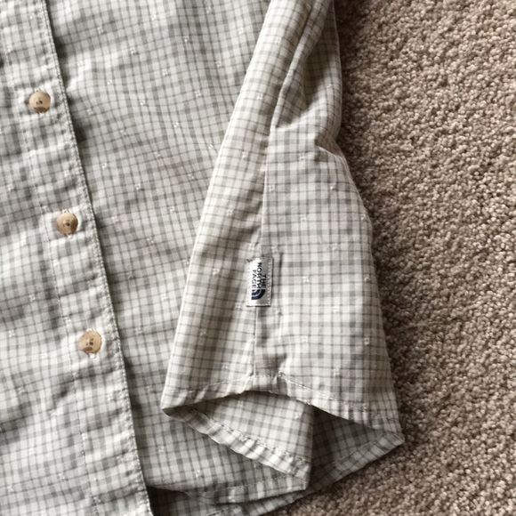 The North Face long sleeve shirt, hidden pocket - Picture 2 of 7